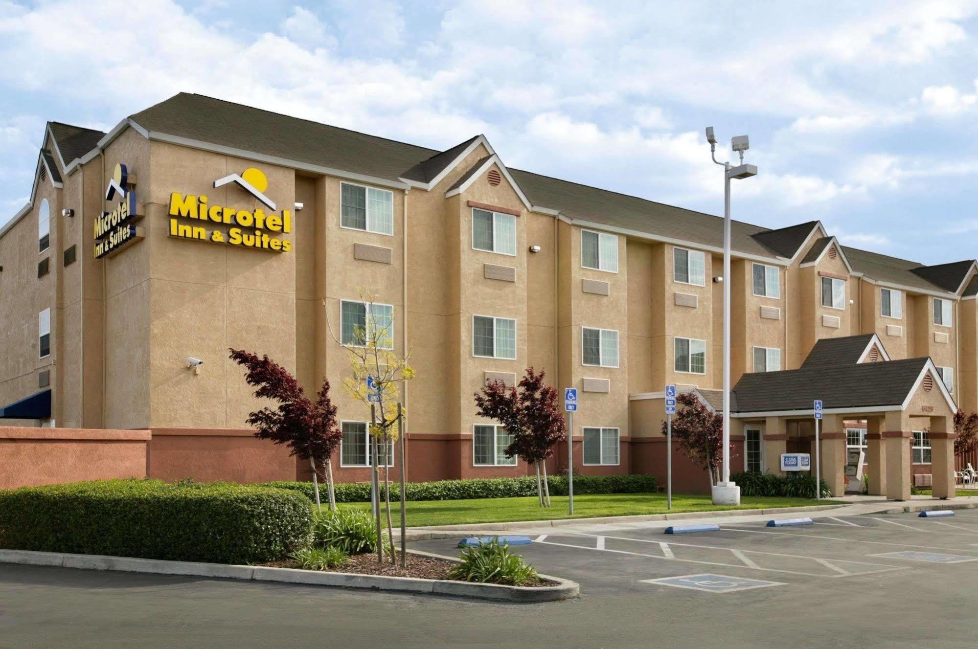 Microtel Inn & Suites Lodi Exterior photo
